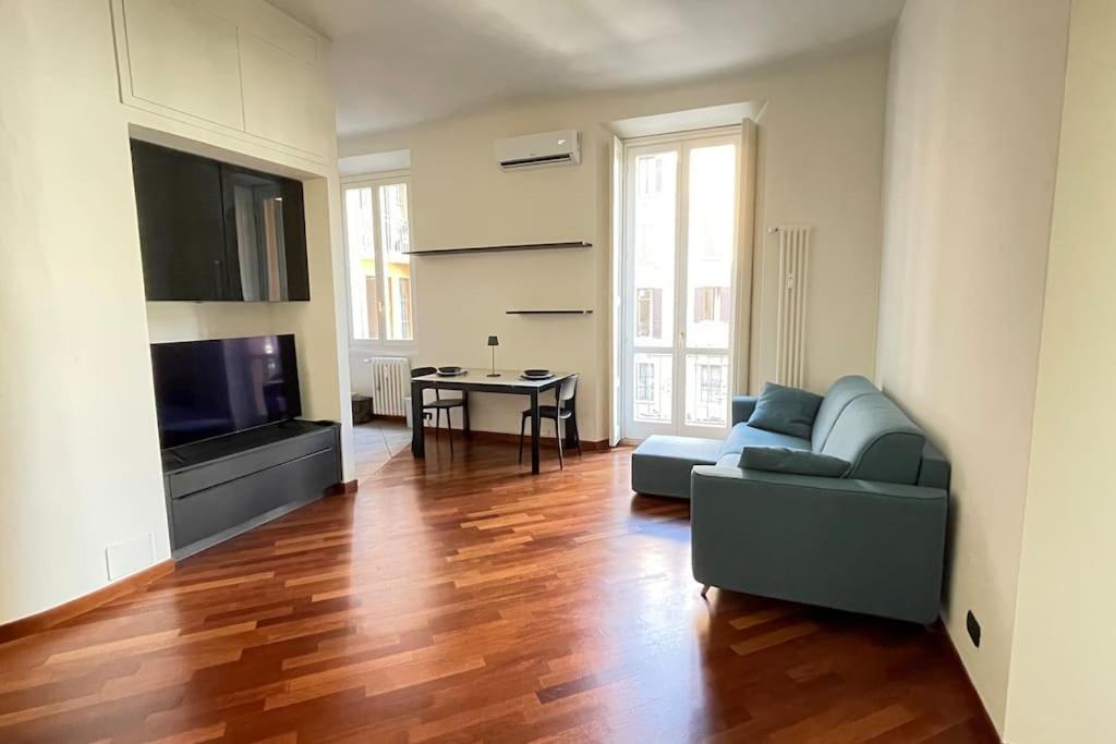 "Iris" Milano Lunigiana In Stazione Centrale Leilighet Eksteriør bilde