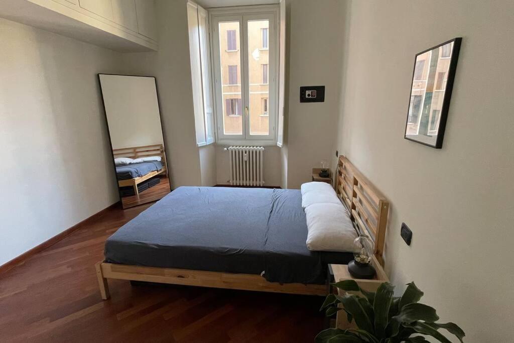 "Iris" Milano Lunigiana In Stazione Centrale Leilighet Eksteriør bilde